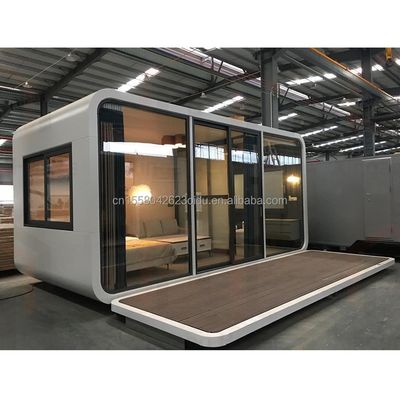 Op maat gemaakte kleur Moderne container Mini vakantie capsule kamer Eén slaapkamer Stalen structuur Hotel Ontworpen met moderne stijl