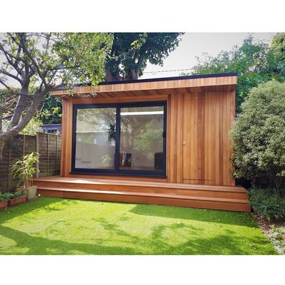 Voorgefabriceerde zonnesalons Glashuizen Uitbreidbare houten containerhuis met uitbreidbaar ontwerp