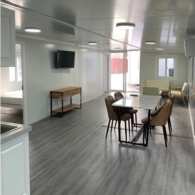 Prefab 40Ft 20Ft Container House Hurricane-proof Uitbreidbaar 2 slaapkamers Villa Draagbare Home Sandwich Panel Modern Design