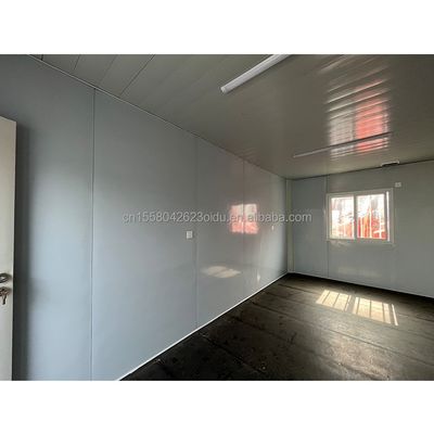 20 FT Moderne geprefabriceerde staalgarage met sandwichpaneel deur Aluminiumlegering Vensters Makkelijk te monteren plat pakket magazijn