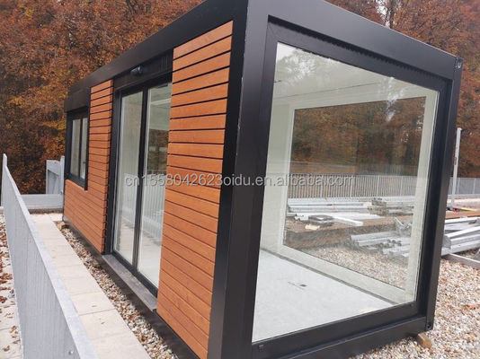 20ft modern ontwerp geprefabriceerd houten huis staal materiaal kleine container huis voor hotel / stel beroep buiten verblijf
