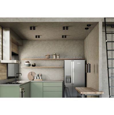 Aluminiumlegeringsvensters Geprefabriceerde lichtmetalen staalcontainer Gebouw Moderne draagbare woning Driehoekig ontwerp voor hotels