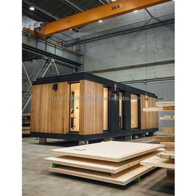 Aluminiumlegeringsvensters Modern driehoekig dak Prefab huis Plat dak Residentiële container Houten prefab huizen Buiten gemaakt van staal sandwichpaneel