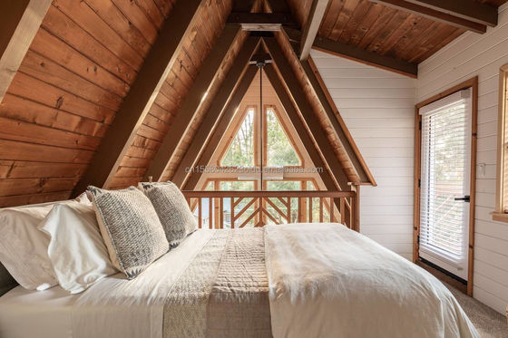 Gepersonaliseerde kleur staal frame modern luxe design geprefabriceerde houten tuin chalet kleine modulaire geprefabriceerde huizen villa voor winkel