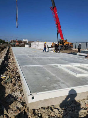 Tijdelijk kantoor Hotelwinkel Houten huizen met 50/75/100mm Wave Sandwich Panel Muur Moderne 20ft Quick Assembly Container