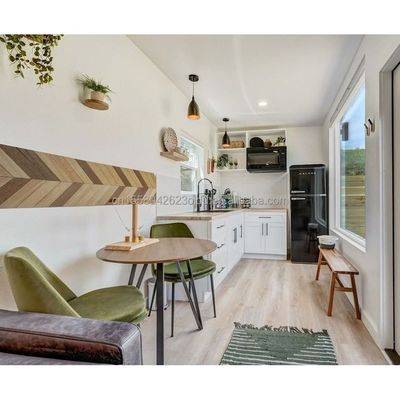 50/75/100mm Wave Sandwich Panel Muur Prefabricated Staal Container Huis voor Hotel 20ft Houten Prefabricated Family Appartement