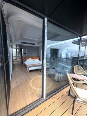 Gepersonaliseerd Kleur Soundproof Space Capsule Prefab Tiny House met Wand 50/75/100mm Wave Sandwich Panel