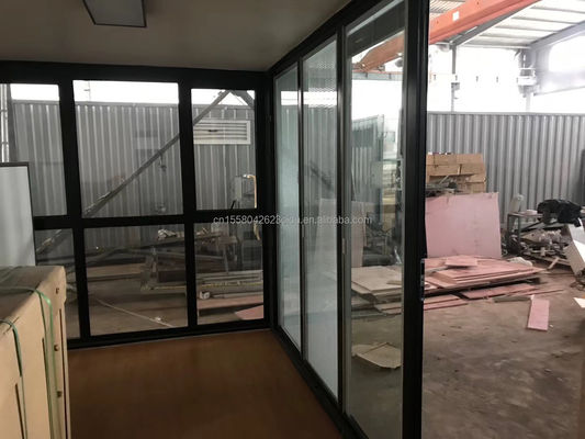 20ft Draagbaar Opvouwbaar Container Cabin House met aangepaste kleur en gegalvaniseerde stalen vierkant buizen