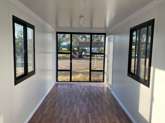 Moderne ontwerp stijl 20ft prefabriceerde scheepvaartcontainer huis voor hotel accommodatie oplossing leverancier