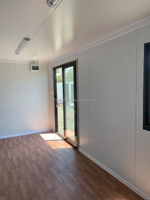 Moderne ontwerp stijl 20ft prefabriceerde scheepvaartcontainer huis voor hotel accommodatie oplossing leverancier